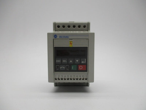 ALLEN BRADLEY 160-BA04NPS1 SER. C F/W 7.06 380-460V 4.6A UNMP