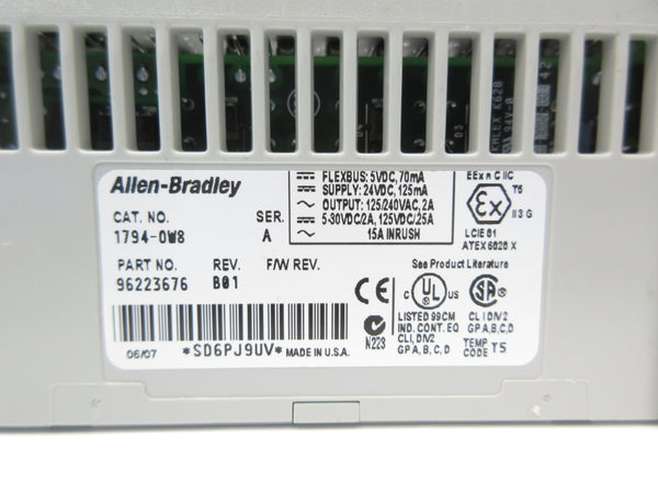 ALLEN BRADLEY 1794-OW8 SER. A 24VDC NSNP