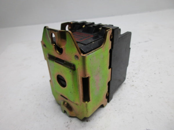 ALLEN BRADLEY RELAY 700-NA40 SER.B / 700-N200A1 SER. C UNMP