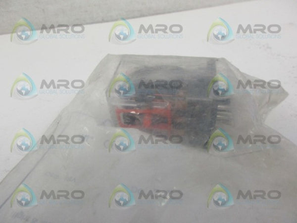 C3 CONTROLS GPRS-P3C10ZJ-3 OCTAL BASE RELAY  NSMP