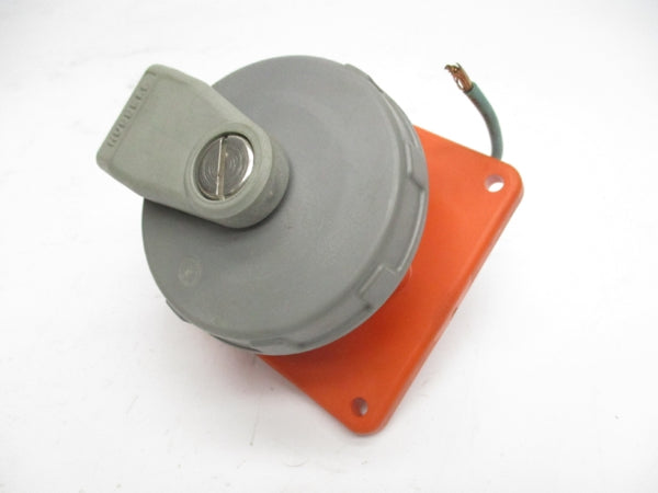HUBBELL 420R12W 125/250VAC 20A NSMP