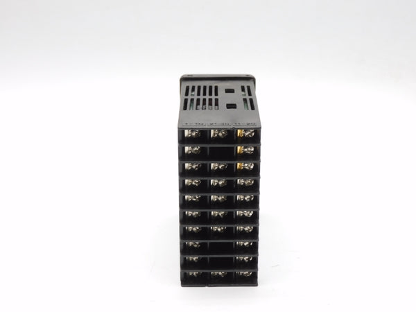 YOKOGAWA UM330-01 100-240VAC NSMP