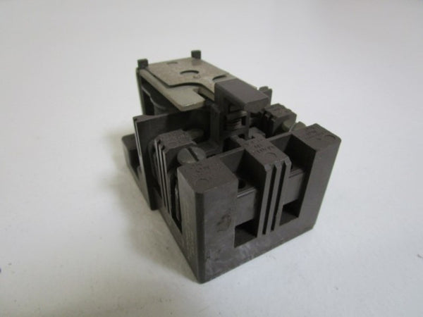 CUTLER-HAMMER 120V RELAY 9575H2613A UNMP