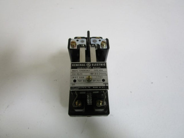 GENERAL ELECTRIC AUXILIARY RELAY 12HGA11A51  UNMP