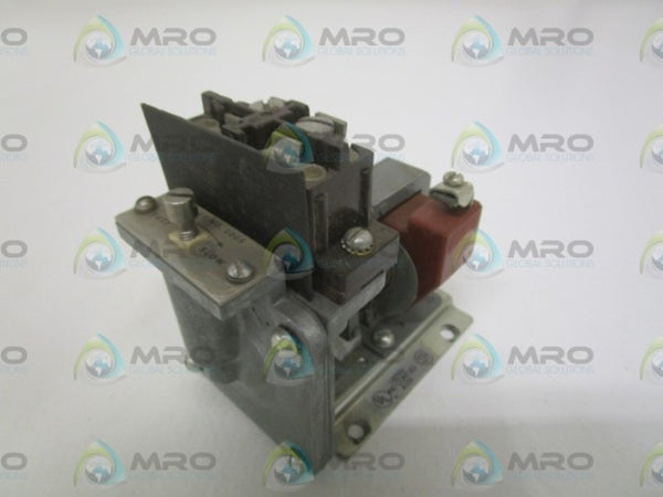 CUTLER-HAMMER 10337H192B PNEUMATIC TIMING RELAY 120V UNMP