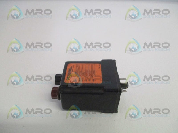 SYRACUSE ELECTRONICS RCCB0037505 TIME DELAY RELAY 15SEC./5HRS. UNMP