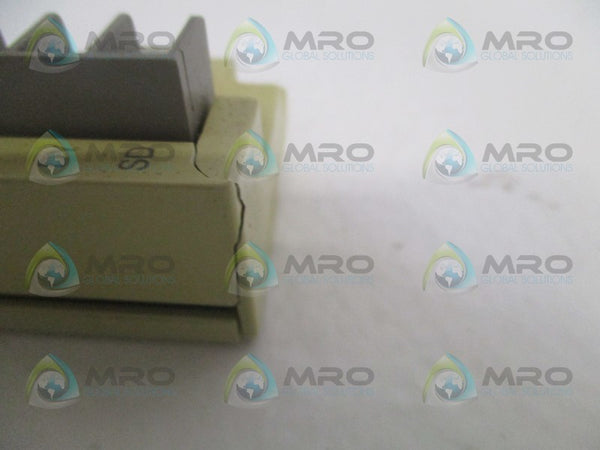 MITSUBISHI FR-APE RELAY TERMINAL MODULE (AS PICTURED) UNMP