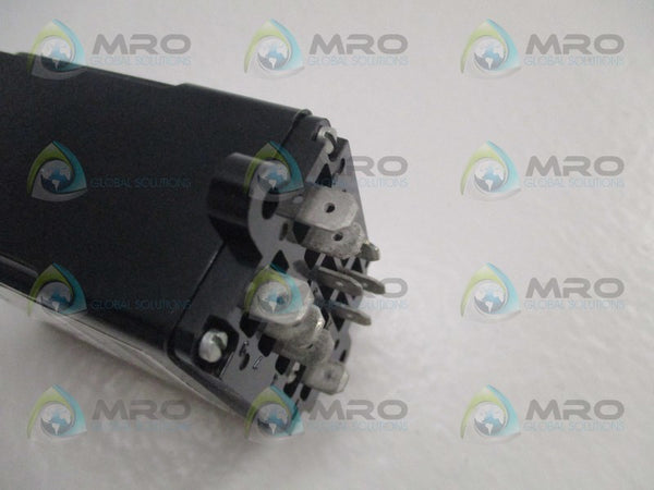 SYRACUSE ELECTRONICS THR12300T TIME DELAY RELAY 1SEC. NSNP
