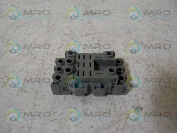 IDEC SH3B-05C RELAY SOCKET  NSNP