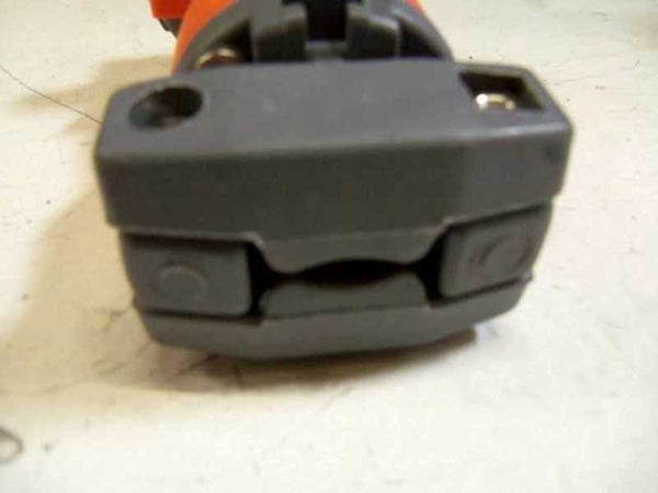 HUBBELL 420P12W PLUG (AS PICTURED) UNMP