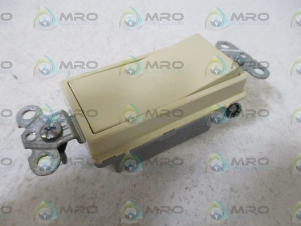 LOT OF 2 PASS & SEYMOUR 870IG DECORATOR SWITCH NSMP