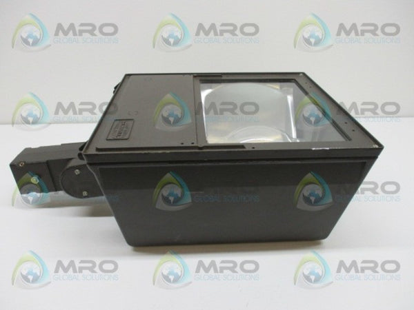 HUBBELL MVK1000H265 OUTDOOR FLOOD LIGHTING UNMP