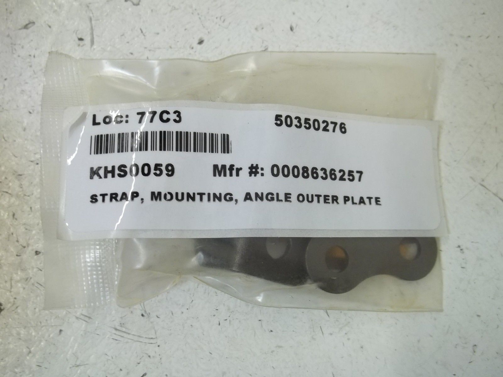 INDUSTRIAL MRO 0008636257 STRAP, MOUNTING, ANGLE OUTER PLATE * NEW IN A BAG *