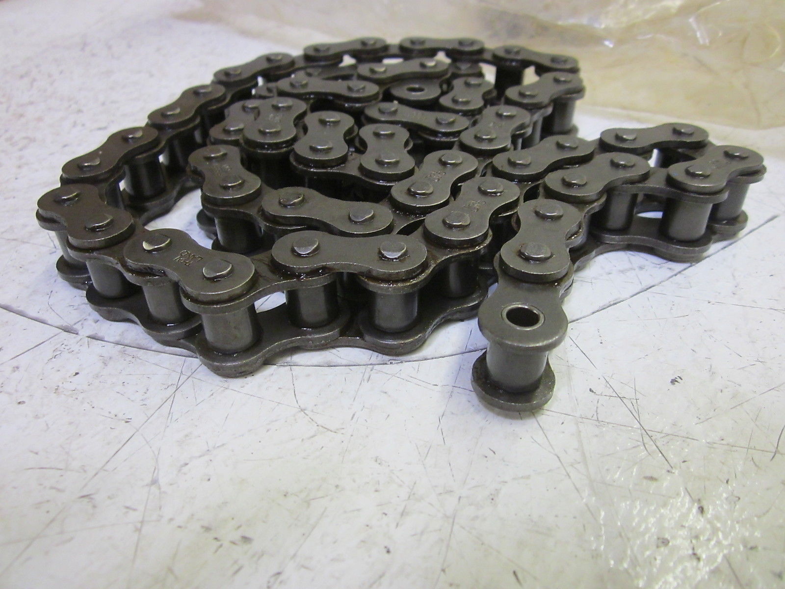 INDUSTRIAL MRO 00700100600000 ROLLER CHAIN * NEW IN FACTORY BAG *