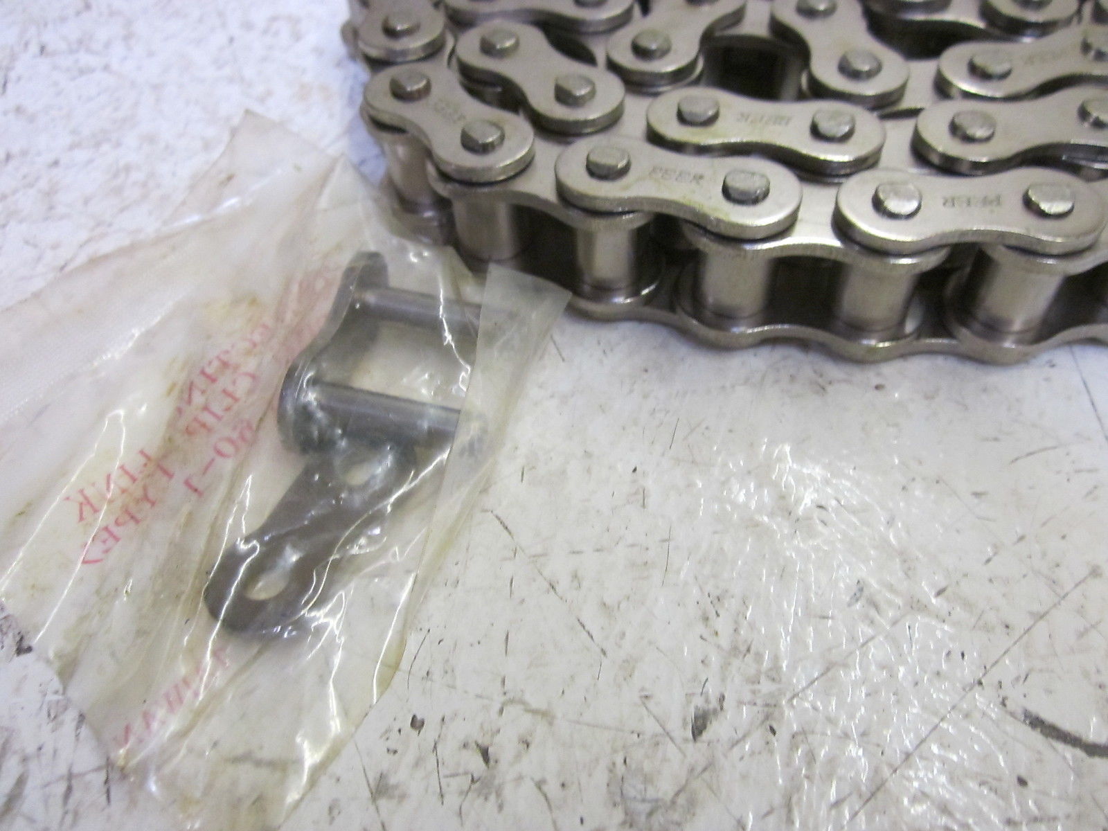 INDUSTRIAL MRO 00700100600000 ROLLER CHAIN (AS PICTURED) * NEW IN FACTORY BAG *