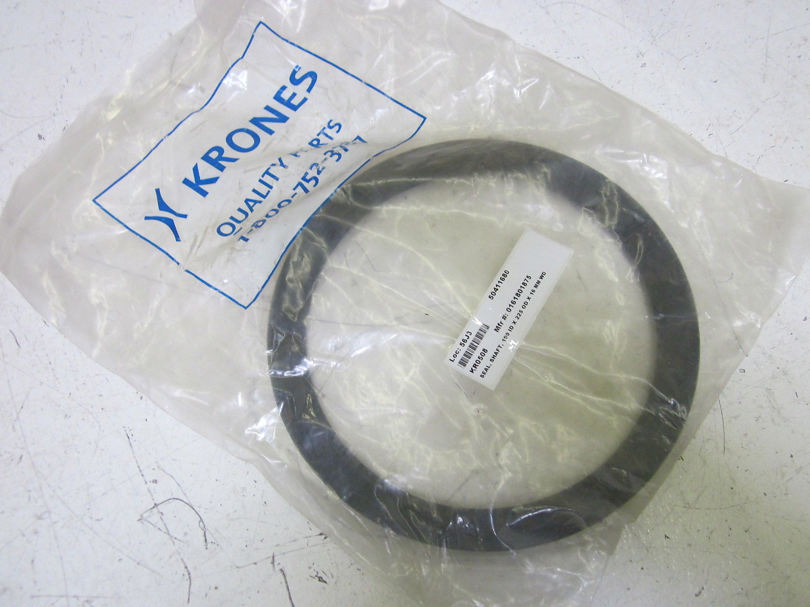 INDUSTRIAL MRO 0161801875 SHAFT SEAL * NEW IN A BAG *
