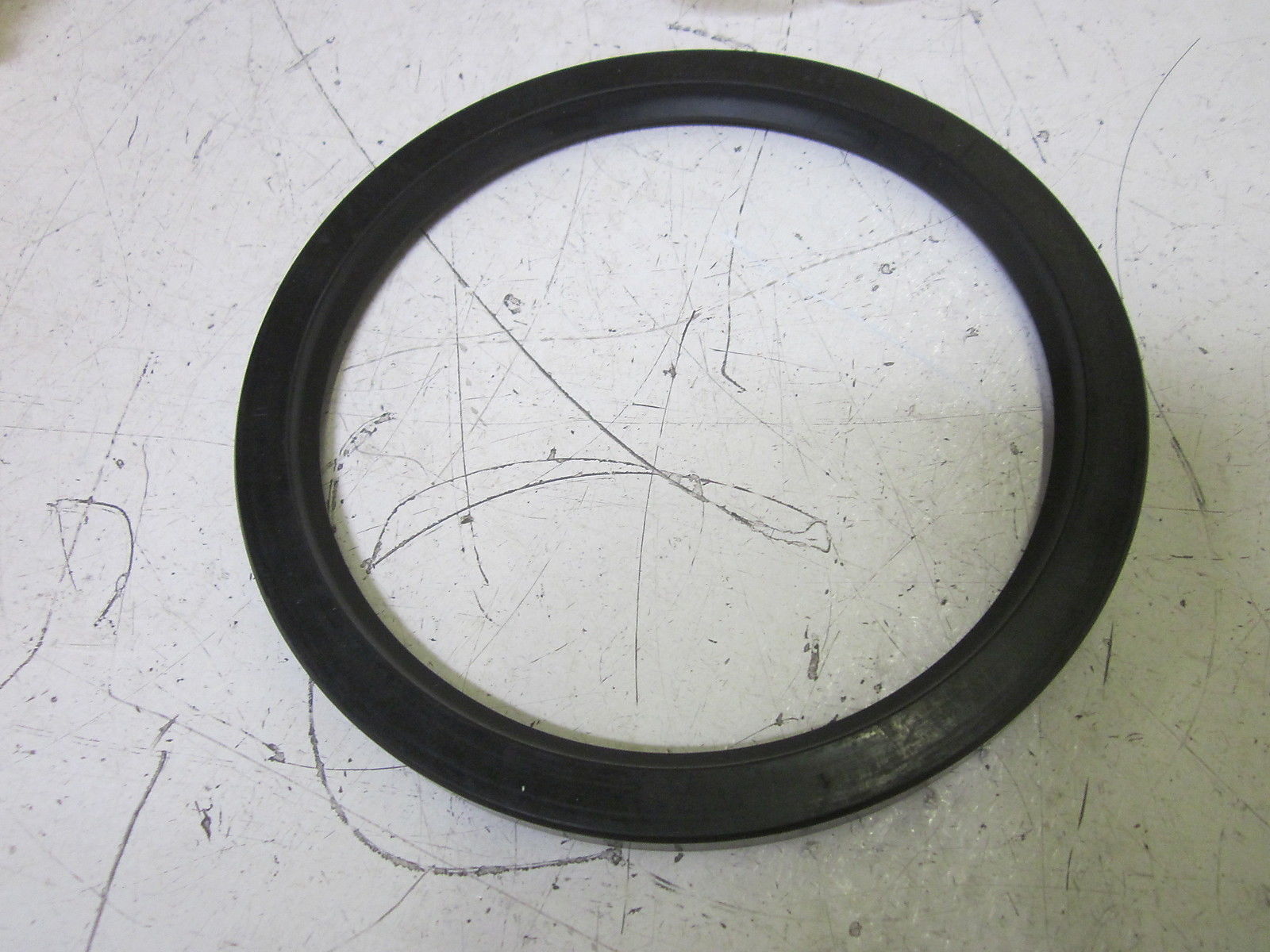 INDUSTRIAL MRO 0161801875 SHAFT SEAL * NEW IN A BAG *