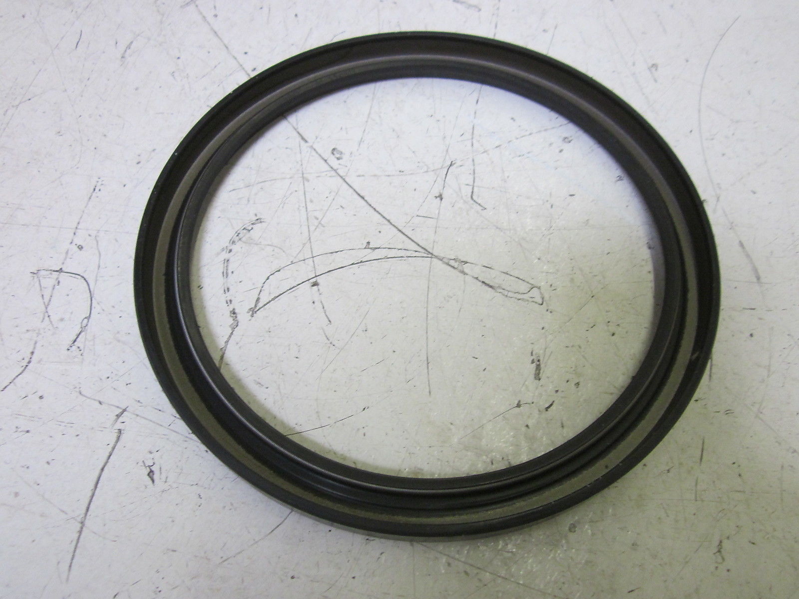 INDUSTRIAL MRO 0161801875 SHAFT SEAL * NEW IN A BAG *
