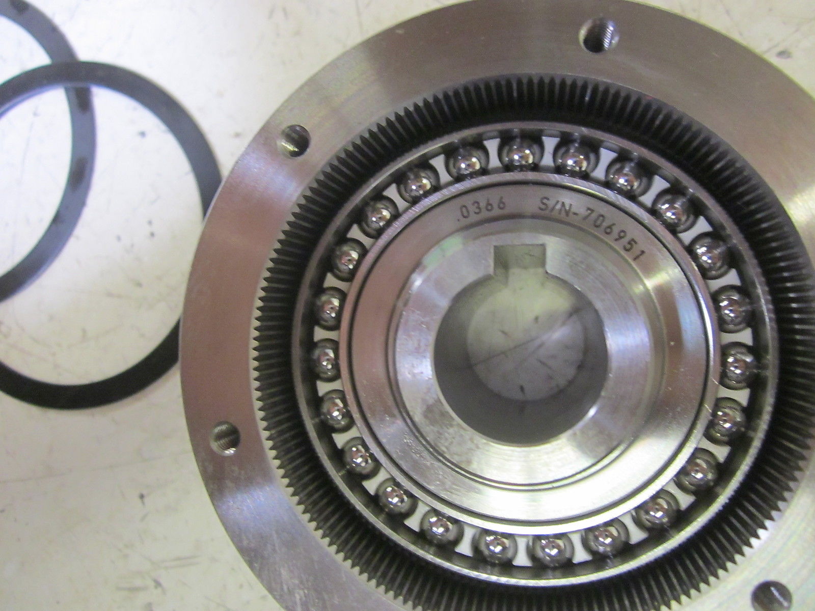 0900009592 GEAR NSNP