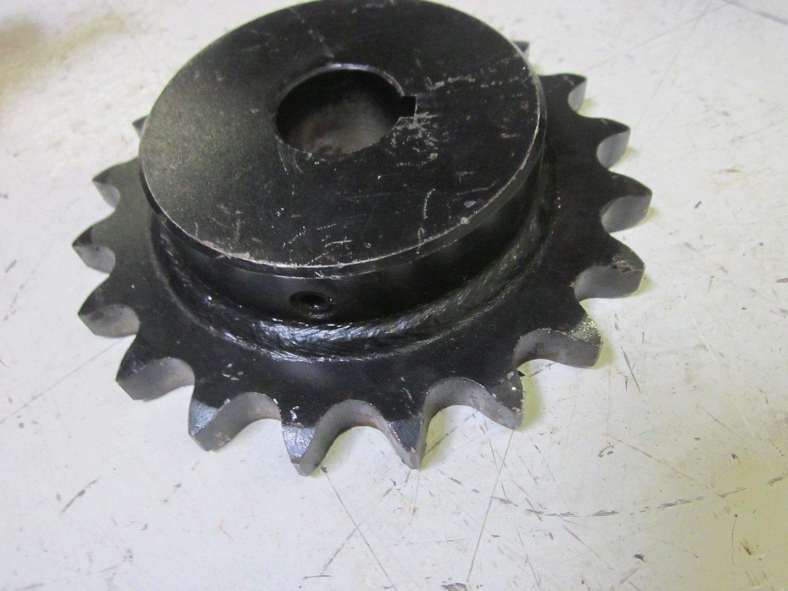 3-620-24 SPROCKET UNMP