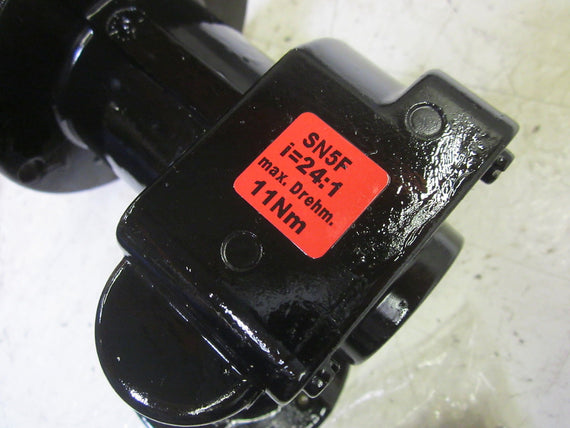 5002600440 GEAR, WORM RATION 24:1 *NEW NO BOX*