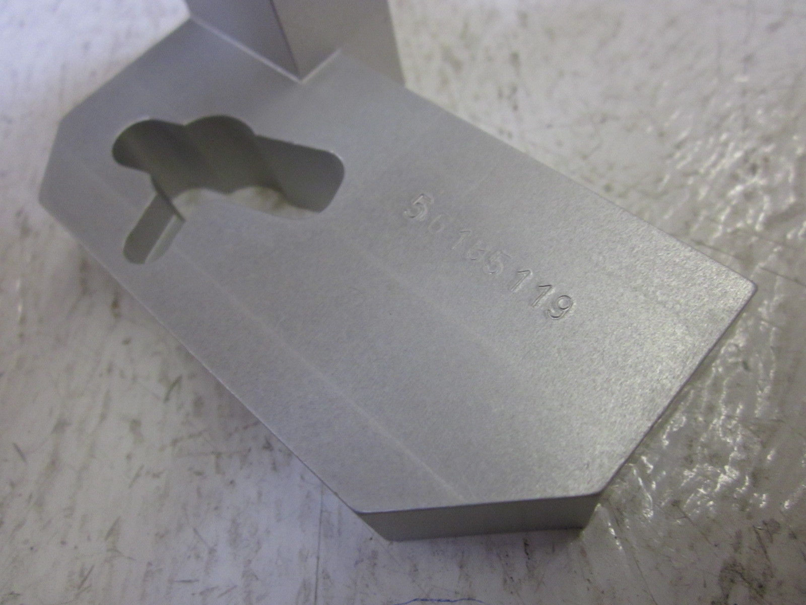 56185119 SPARE PART *NEW NO BOX*