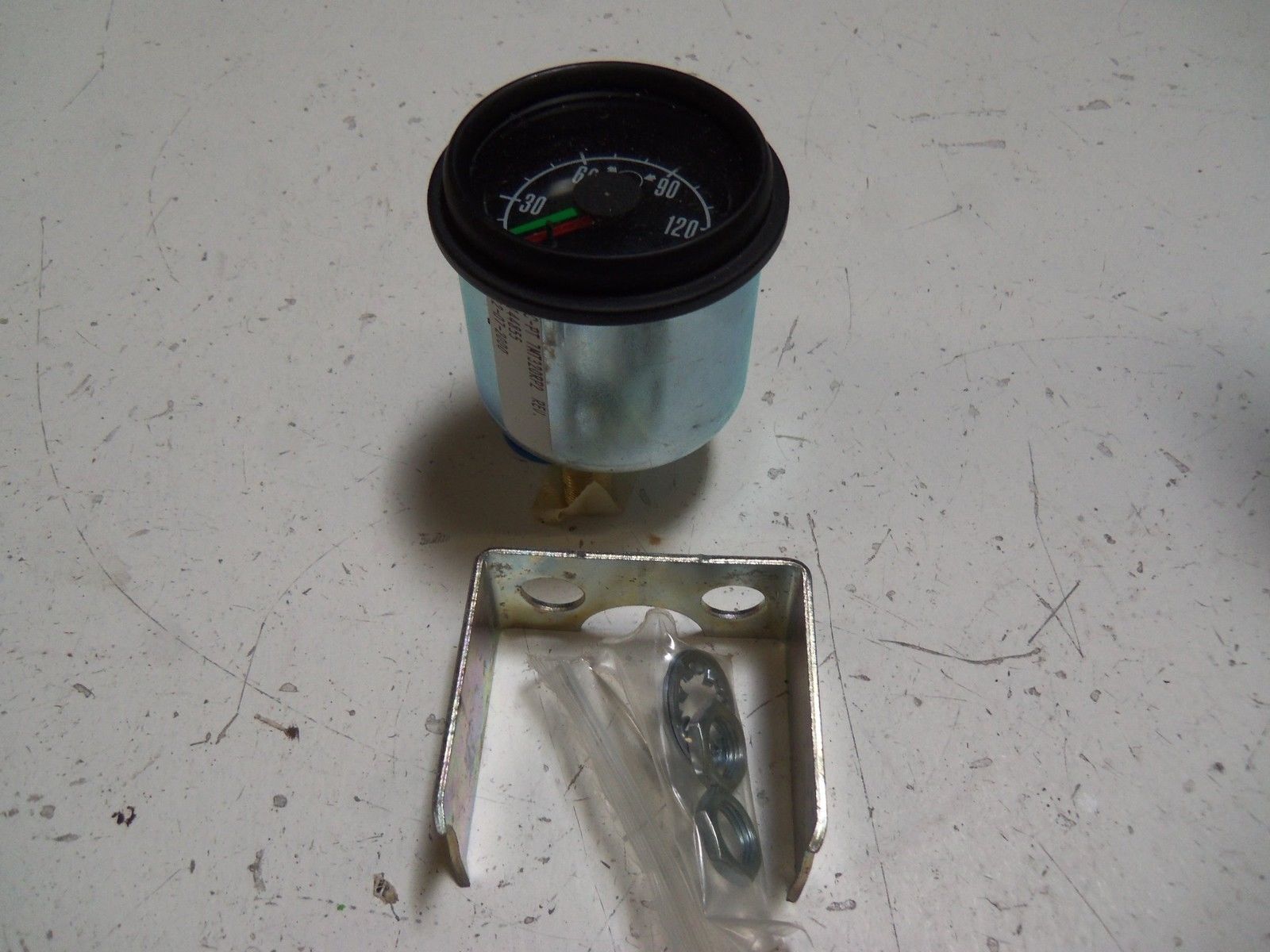 INDUSTRIAL MRO 7MT320RP2 AIR PRESSURE GAUGE 0-150 PSI *NEW IN BOX*