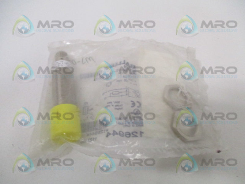 BALLUFF BOS0028 BOS18M-PS-1XA-E5-CS4 PHOTOELECTRIC SENSOR *NEW IN FACTORY BAG*