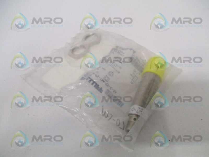 BALLUFF BOS0028 BOS18M-PS-1XA-E5-CS4 PHOTOELECTRIC SENSOR *NEW IN FACTORY BAG*