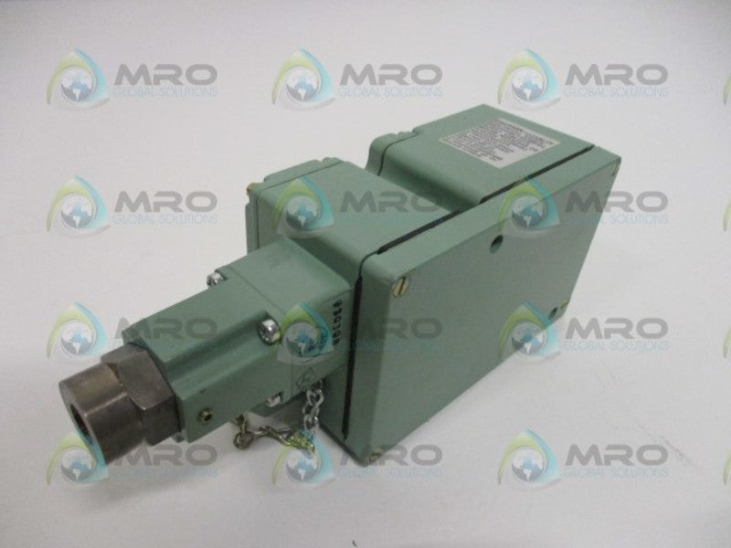 BARKSDALE 3AG11T-12C-Q2 PRESSURE SWITCH NSMP