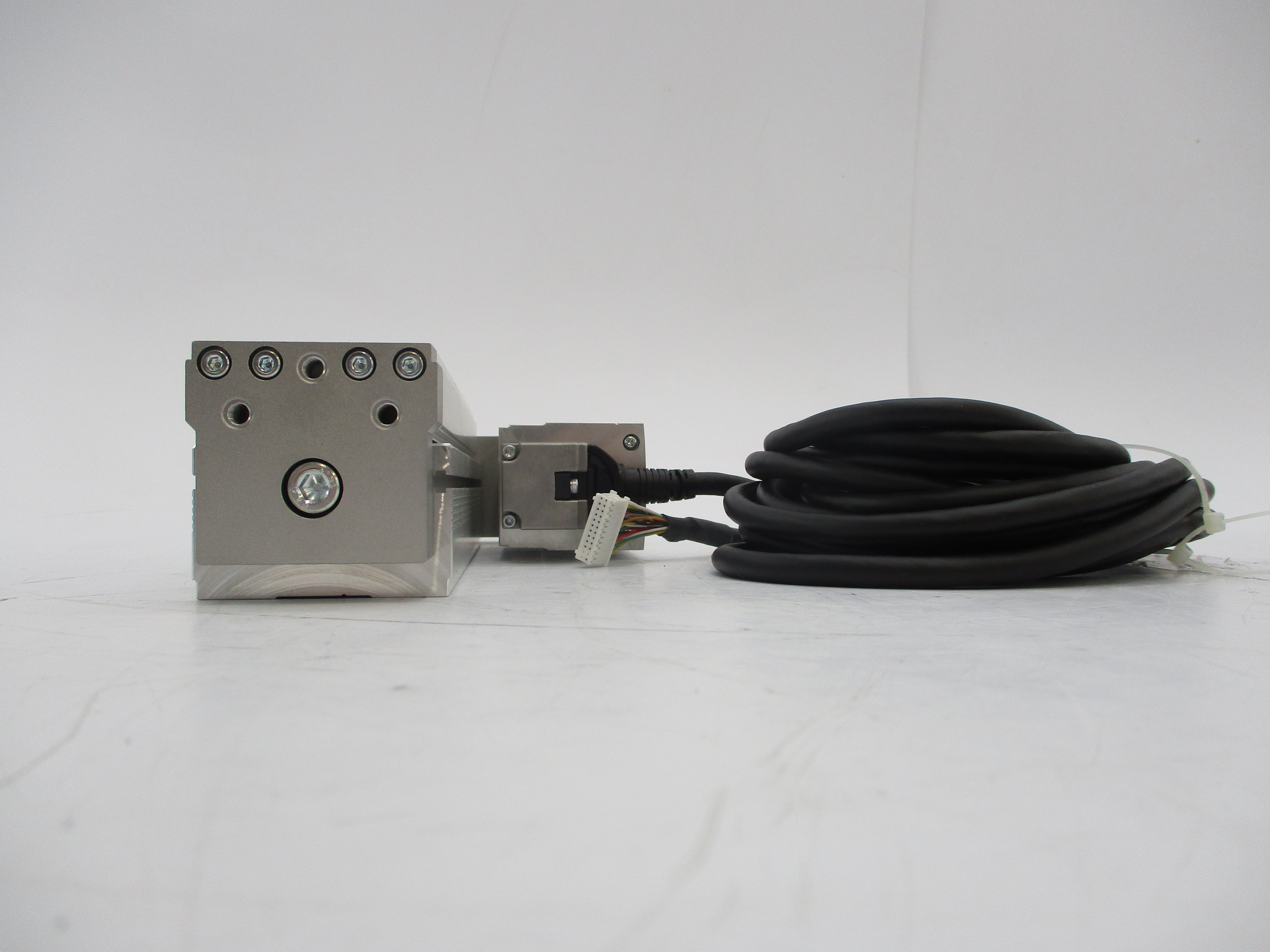 IAI CORP RCP3-TA6R-I-42P-12-150-P3-M-CJO-ML 24VDC NSNP