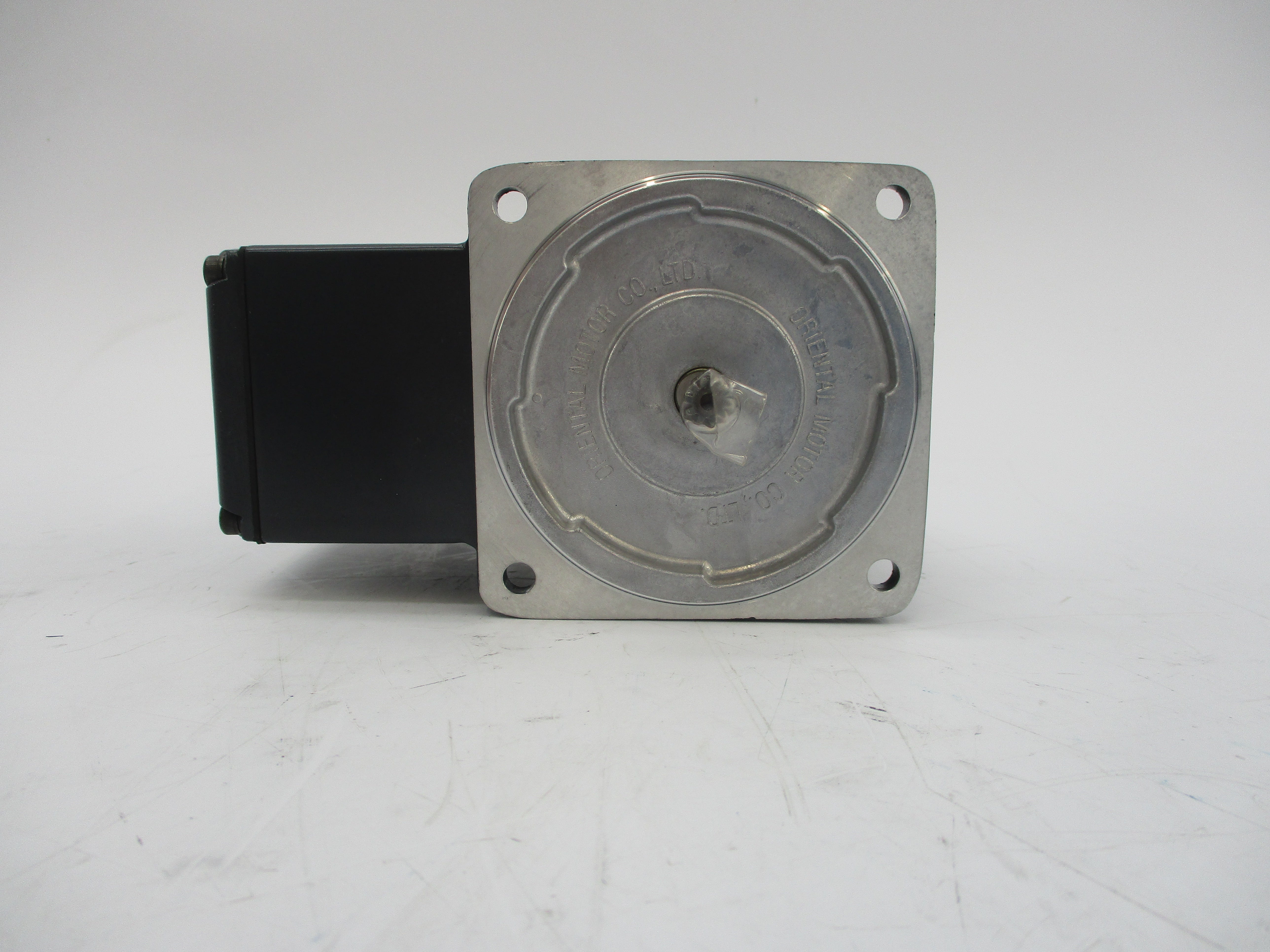 ORIENTAL MOTOR 5IK40GN-SYN 200V 0.30A NSNP