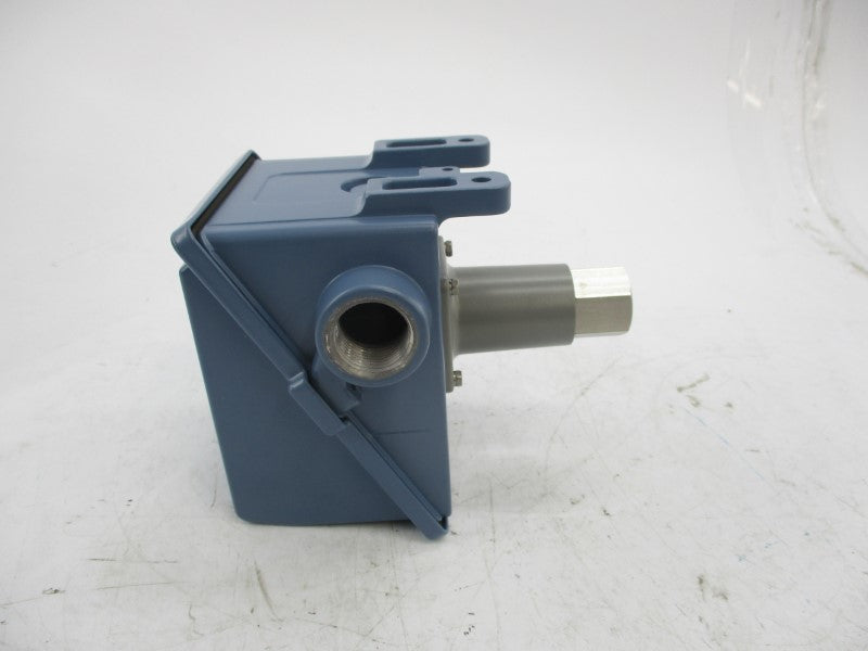 UNITED ELECTRIC J400-610 480VAC 15A 100-1000PSI NSMP