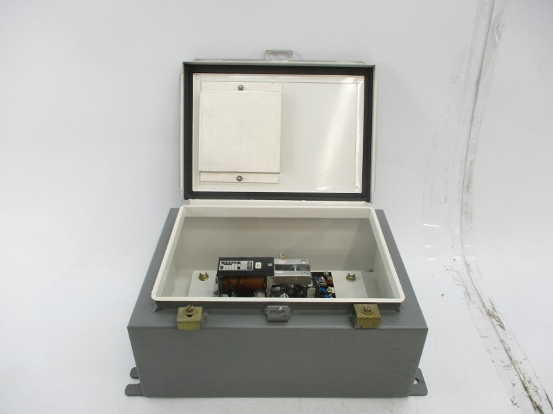 ZENITH CONTROLS MH32C 480VAC 30A NSNP