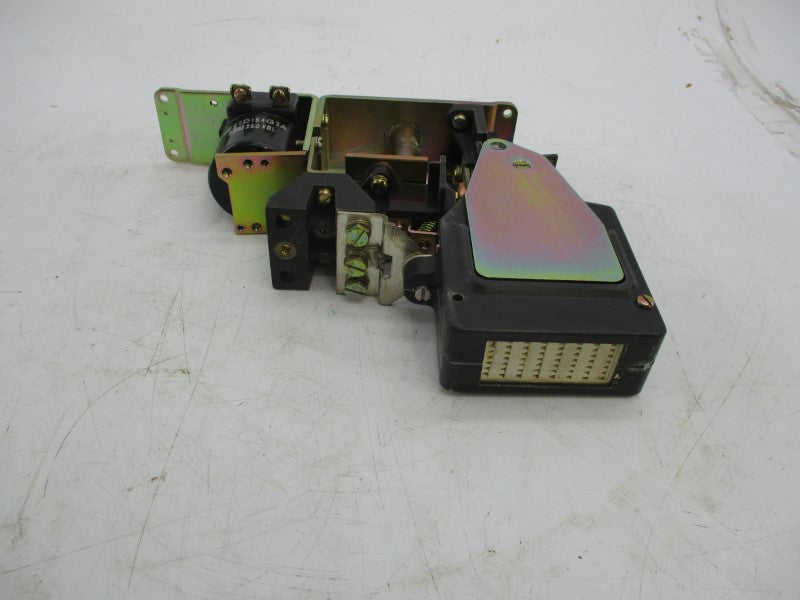 GENERAL ELECTRIC DS303A3B01XGA002 230/250VDC 100A NSNP