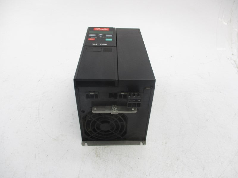 DANFOSS VLT2855PT4B20STR1DBF00A00 195N1087 380-480V 10.6A NSNP