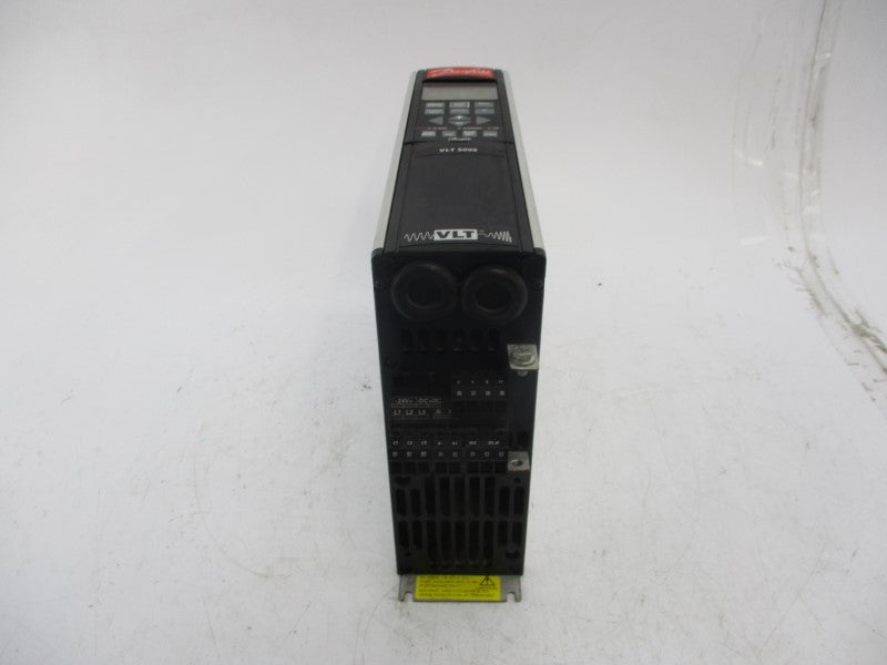 DANFOSS VLT5005PT5B20SBR3D0F00A00C0 175Z0056 380-500V 7.0-6.0A UNMP