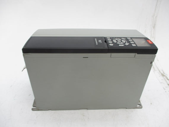 DANFOSS 131B9826 FC-302P11KT5E20H1XGXXXXSXXXXAXBXCXXXXDX 380-500V 22/19A UNMP