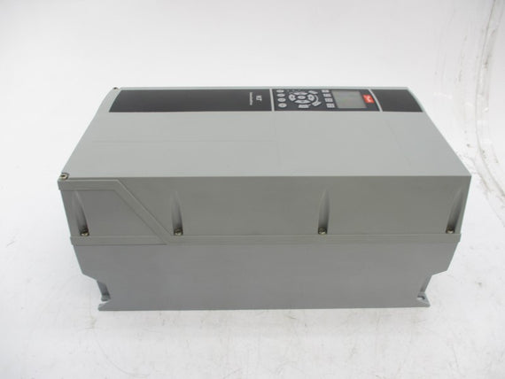 DANFOSS 131B6714 FC-302P2K2T5E66H1XGXXXXSXXXX 380-500V 5.0/4.3A (AS PICTURED) NSNP