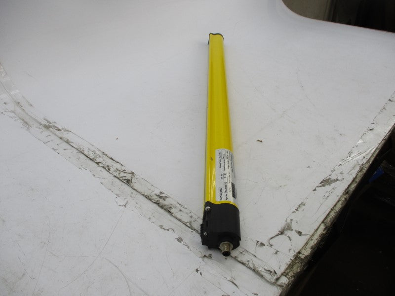 ALLEN BRADLEY 440L-R4J0800YD SER. A 24VDC NSNP