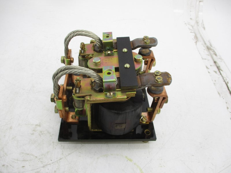 SQUARE D 8960V0-21 24/36VDC SER. A NSMP