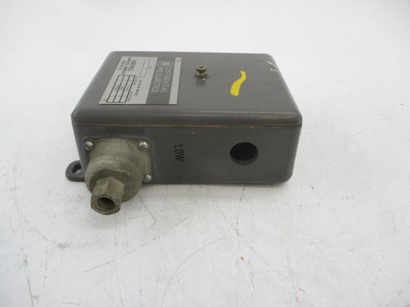 HONEYWELL P606A 1046 2 240VAC NSNP