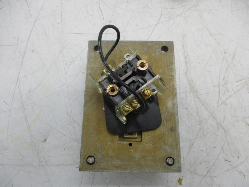 ALLEN BRADLEY 800H-2HA7 SER. N 600VAC UNMP