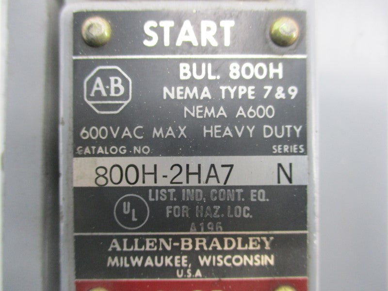 ALLEN BRADLEY 800H-2HA7 SER. N 600VAC UNMP