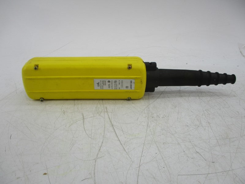 TELEMECANQUE XAC-A04H7 500V NSNP