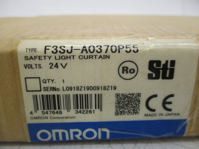 OMRON F3SJ-A0370P55 24V NSFS