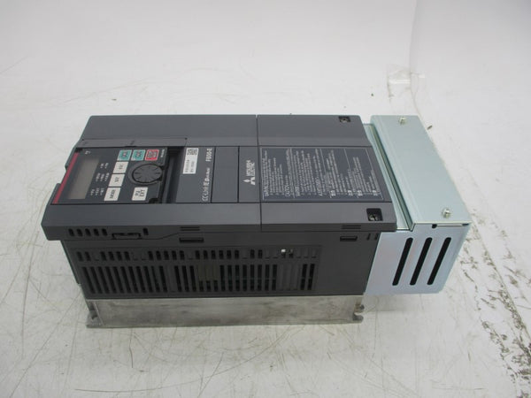 MITSUBISHI FR-F820-00250-E3-N6 200-240VAC 28.5A NSMP