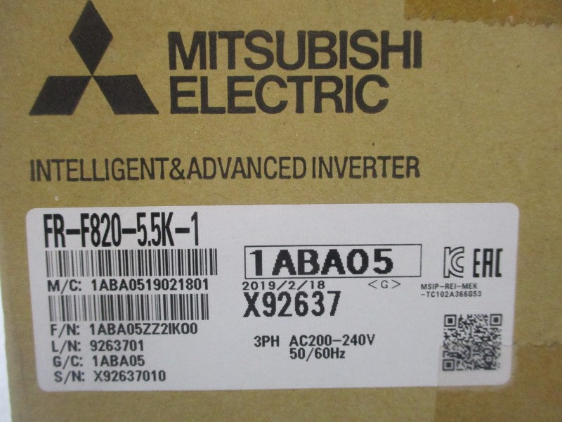 MITSUBISHI FR-F820-5.5K-1 200-240-VAC 28.5A NSMP