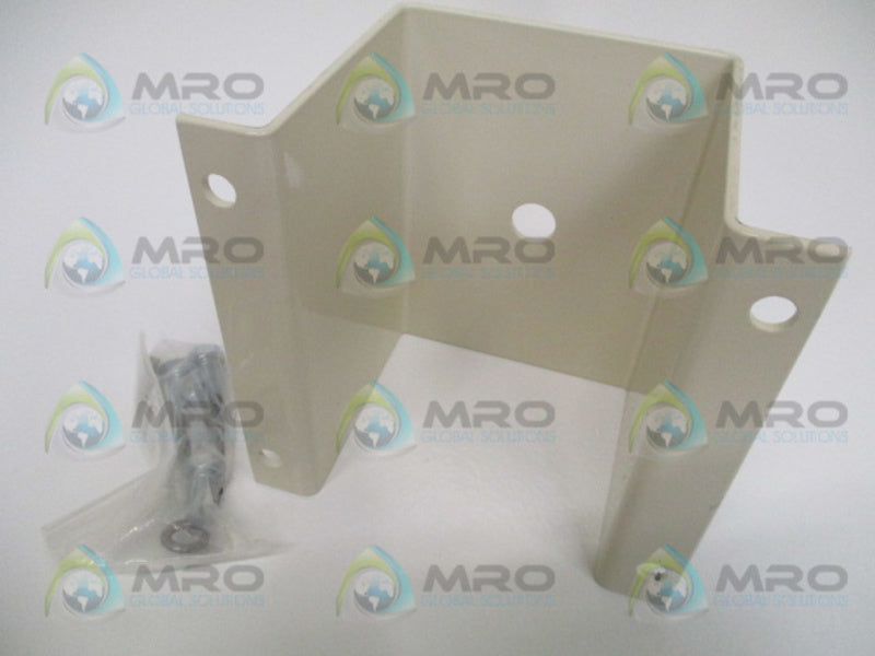 CHROMALOX 303466 WUH-04A CEIL BRACKET NSMP