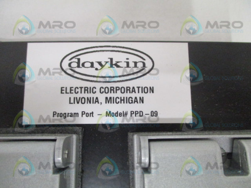 DAYKIN PPD-09 D-SUB PROGRAM PORT WITH DUPLEX RECEPTACLE 9 PIN NSMP